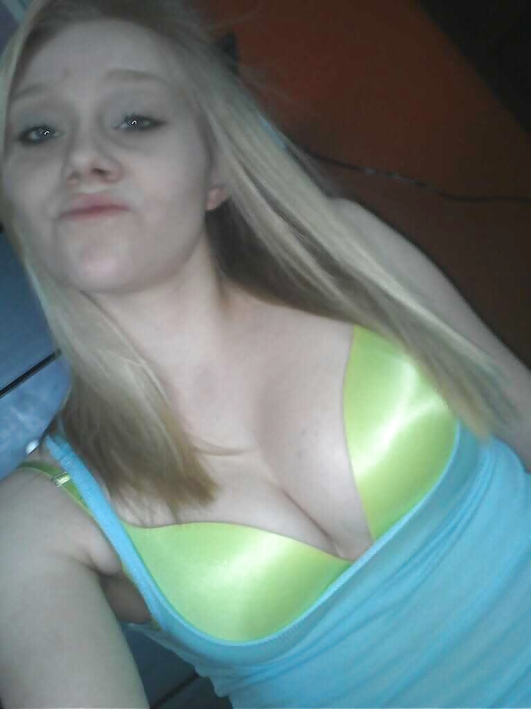 Sex Gallery Cute Skinny Silly Blonde Selfshot