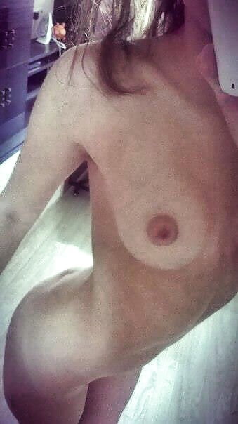 Sex Gallery Teen bitch selfie mirror shots