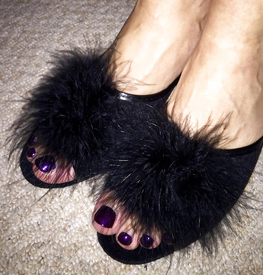 Sex Gallery Got me sum new fluffy slippers