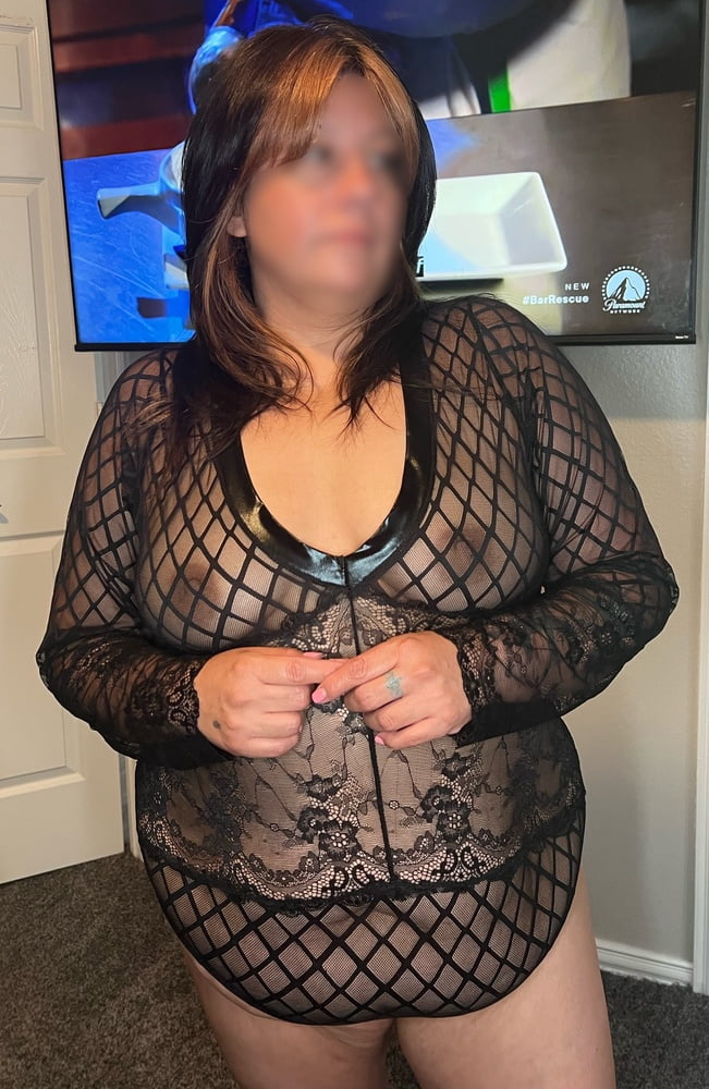 Sexy wife- 12 Pics 