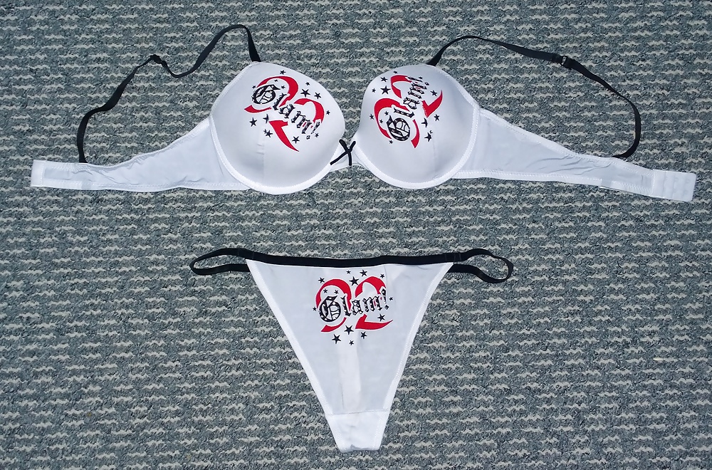 Sex Gallery Unterwaesche der 29 jaehrigen Ehehure #1