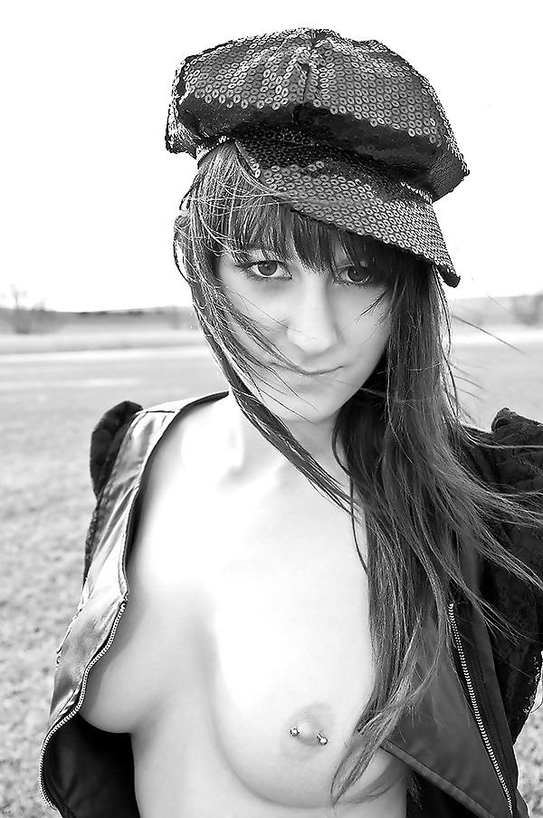 Sex Gallery Beach and Outdoor