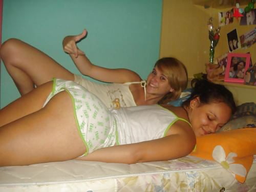 Sex Gallery Teens gorgeous asses in thong 1