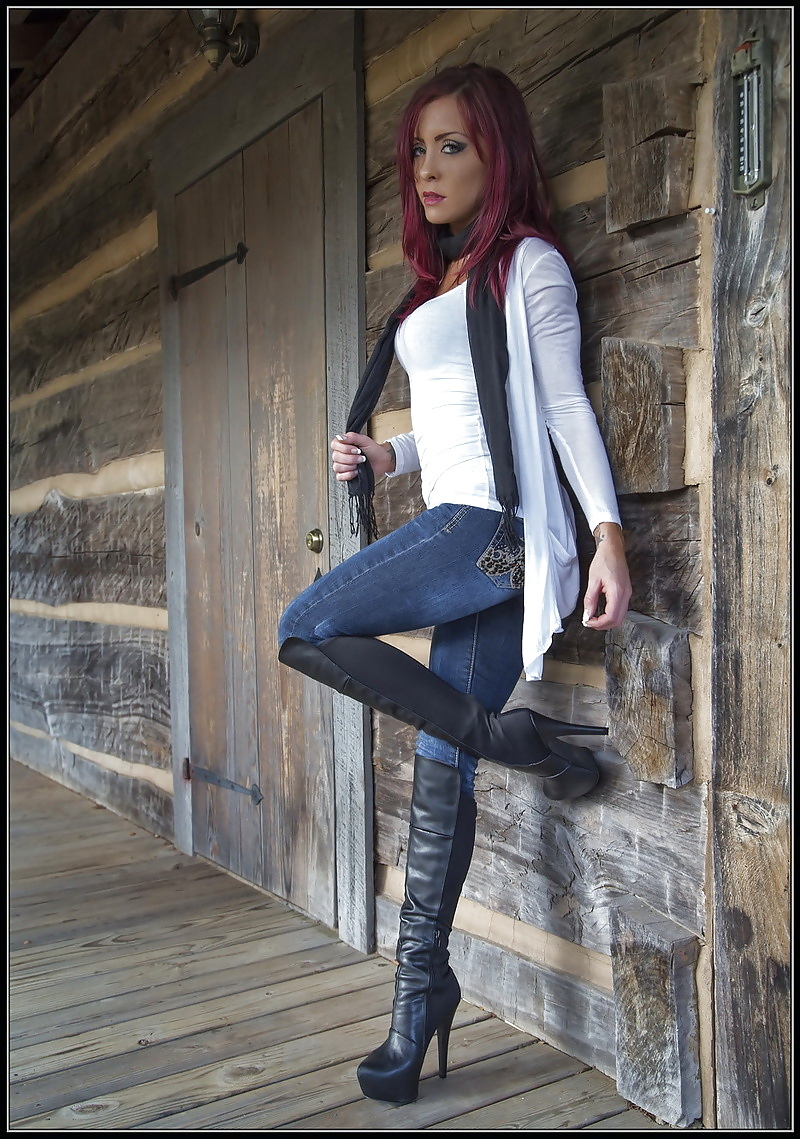 Sex Gallery Girls in Leather and Boots part 13