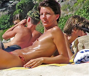 Sex Gallery frauen nacktbaden in der sonne oder im wasser