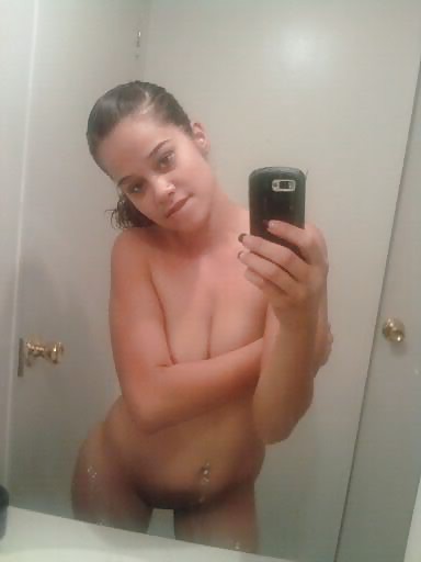 Sex Gallery EbonyTeens From SmutDates.com