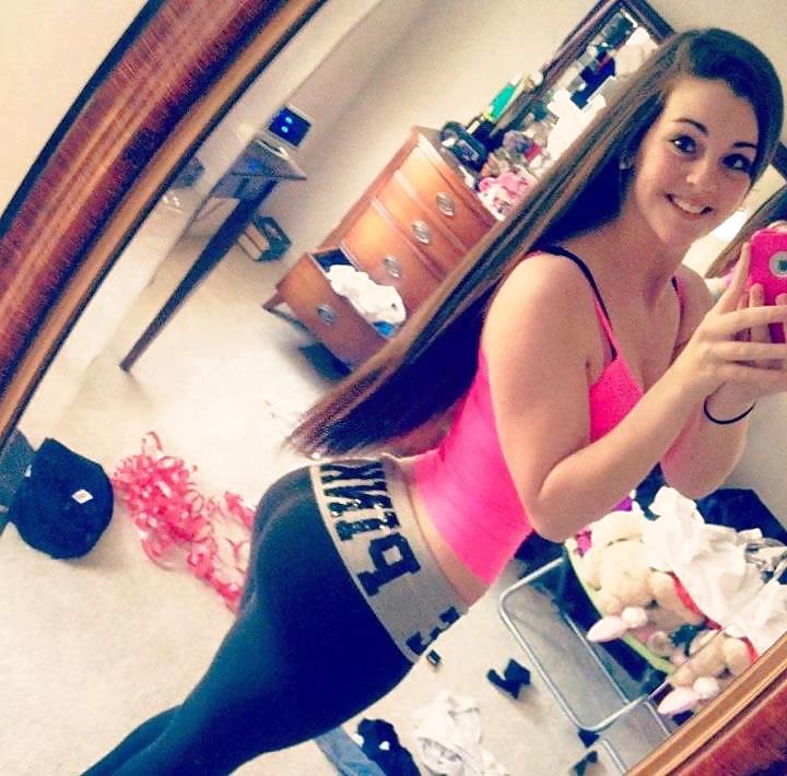 Sex Gallery Teen Facebook Selfshots - Real Amatuers