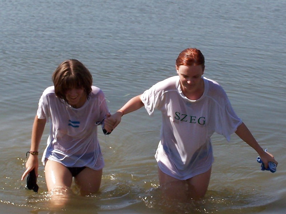 Sex Gallery water babes