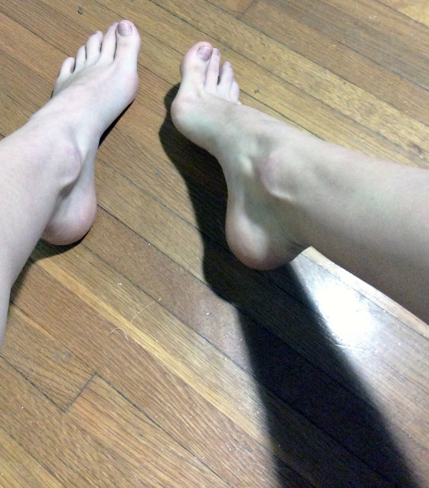 Sex Gallery ayaklarim (ayak fetiscilerine ozel)