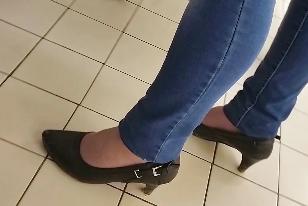 Sex Gallery Candid feet