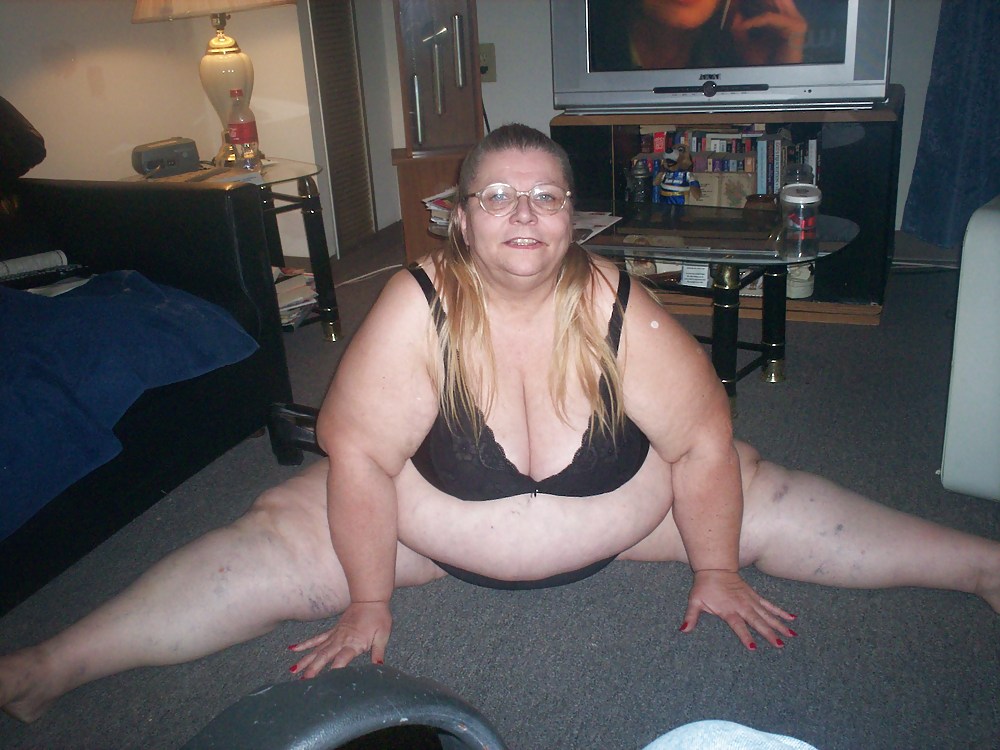 Sex Gallery me in black again