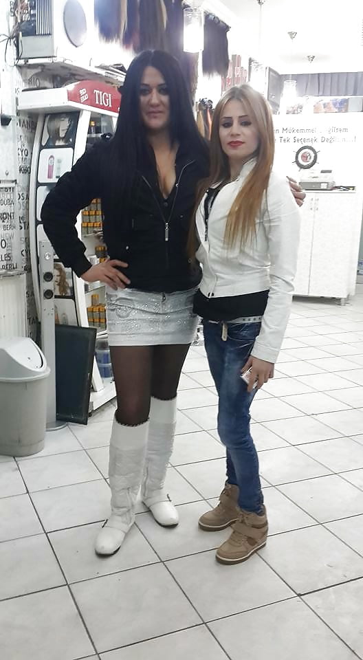 Sex Gallery Azra atesli kiz