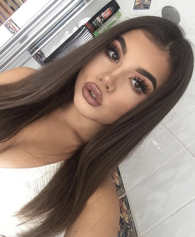 Sex Gallery Dirty Comments For This Makeup Obsessed Slut Teen