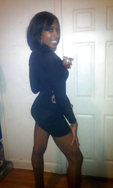 Sex Gallery All Dressed up 18