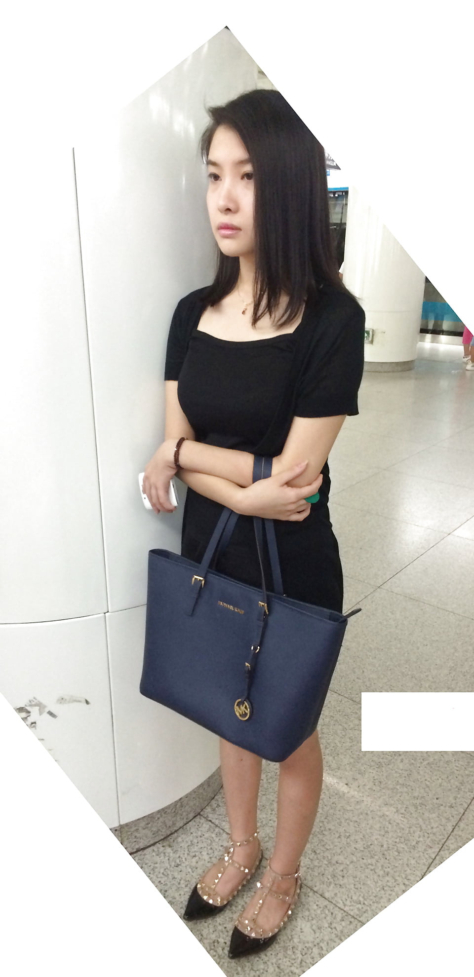 Sex Gallery Pretty chinese girl in public