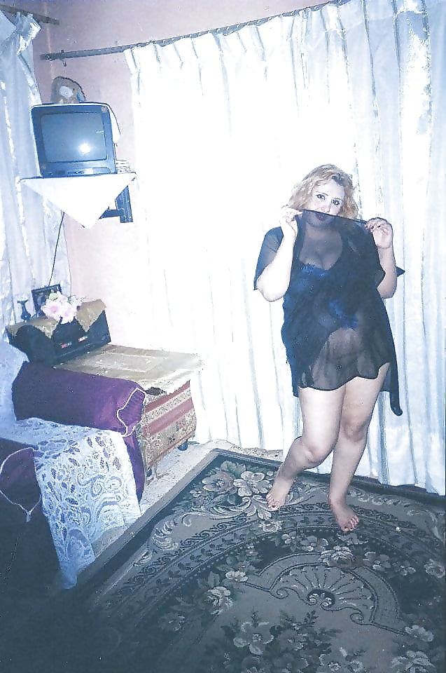 Sex Gallery Arab-bbw-wife-1