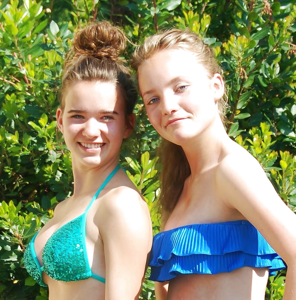 Sex Gallery Bikini girls 2