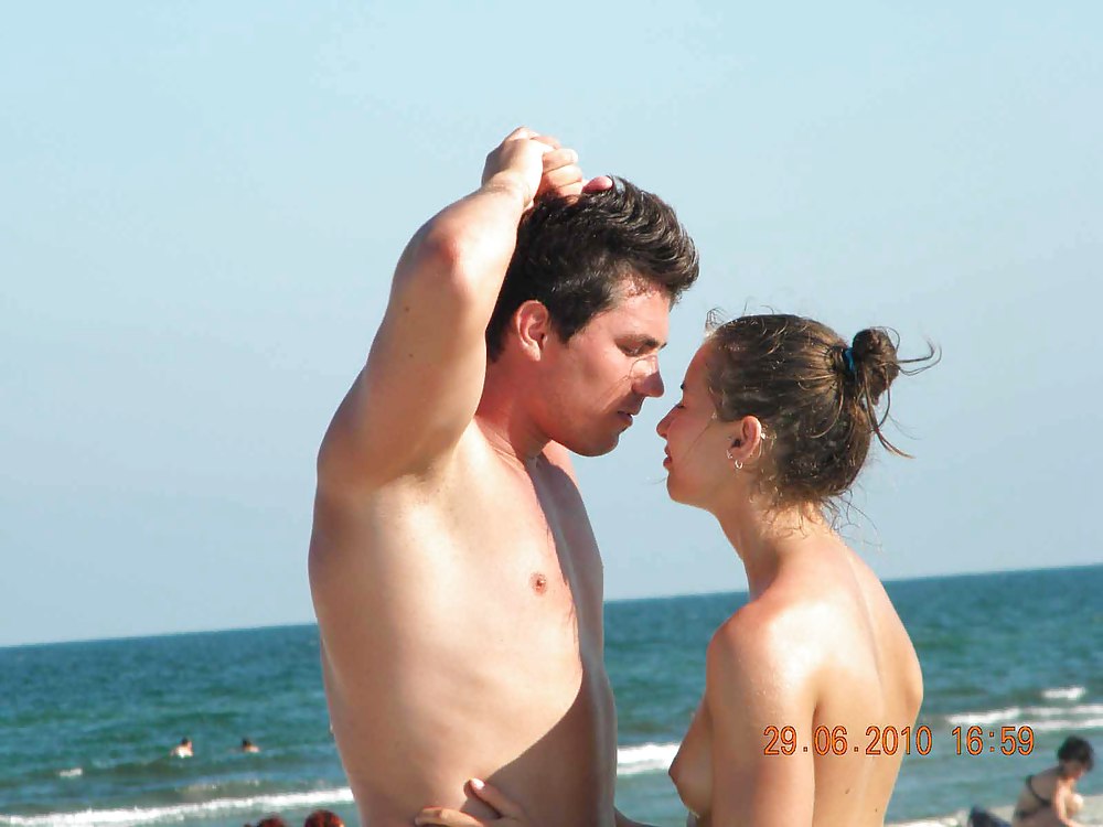 Sex Gallery The beach 107