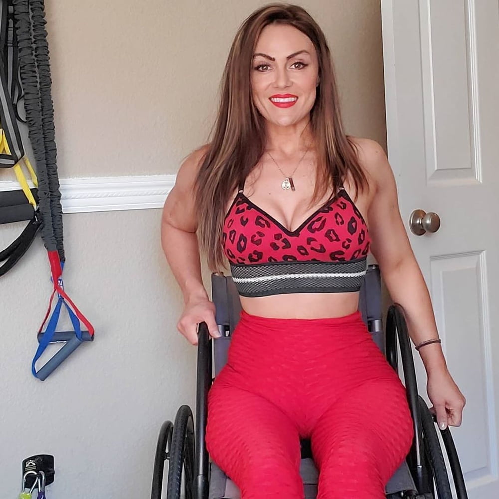 Horny MILFTiphany in wheelchair ready to Fuck her hard - 19 Photos 
