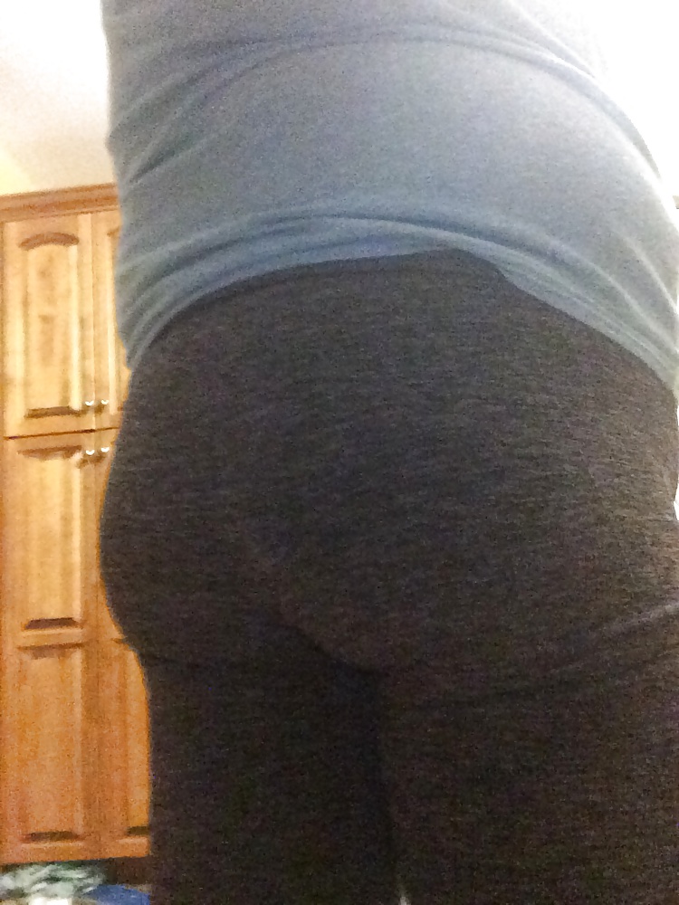 Sex Gallery Emily's pierced tits