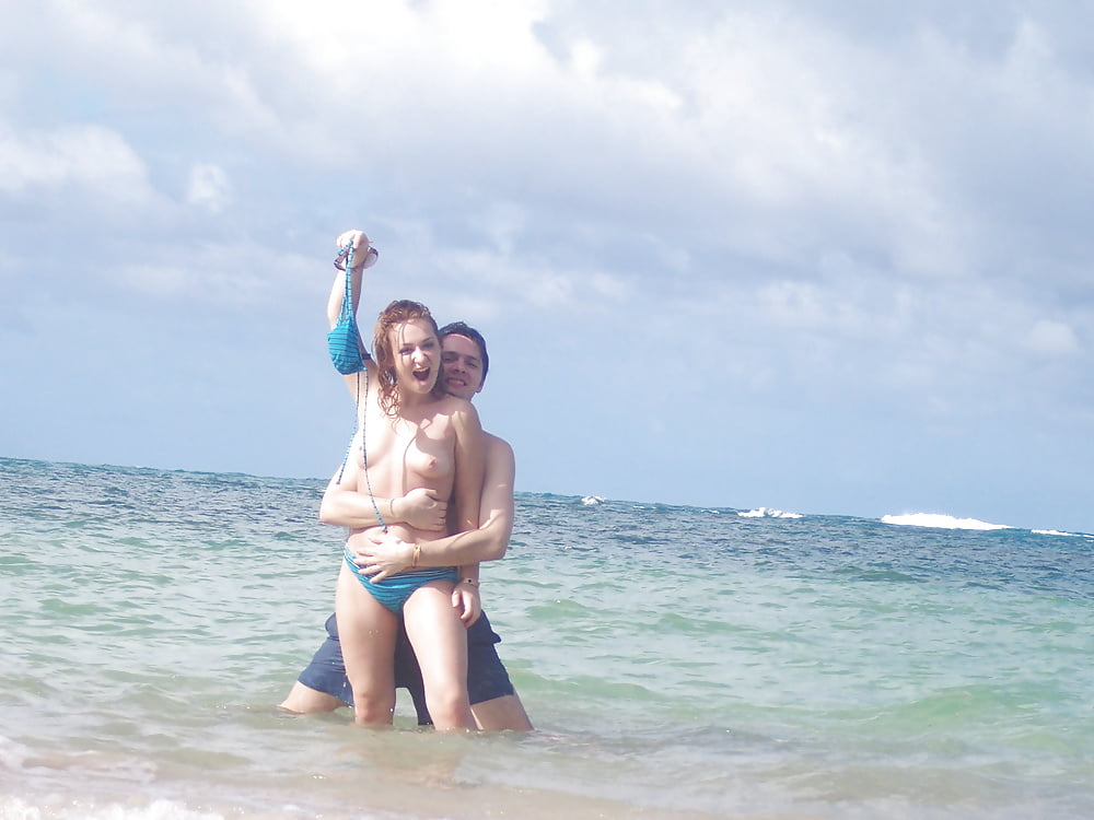 Sex Gallery Young Couple on Vacation