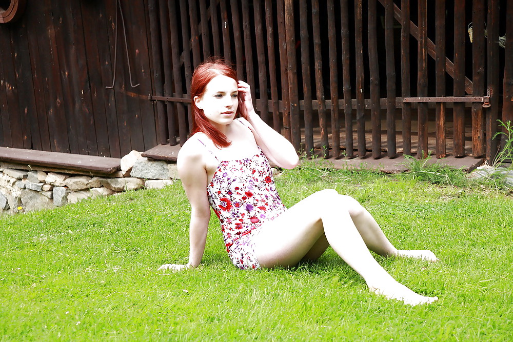 Sex Gallery REDHEAD TEEN FINGERING