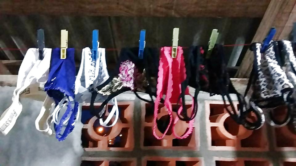 Sex Gallery Adoro calcinha no varal