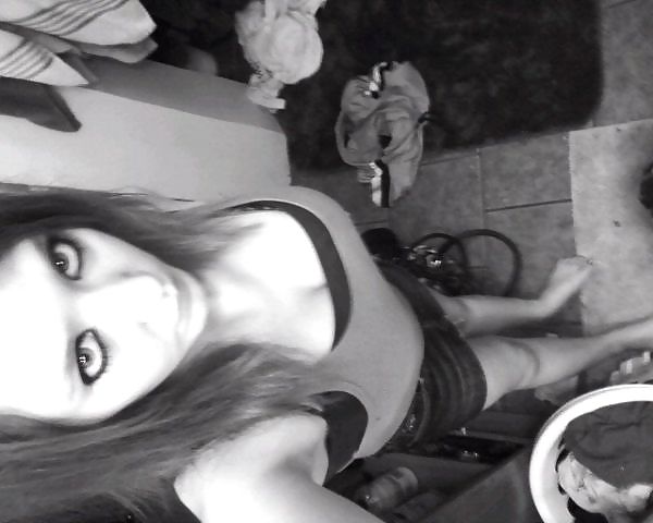 Sex Gallery Teen Cleavage - Dressed