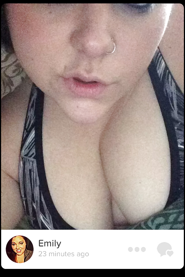 Sex Gallery Emily's pierced tits