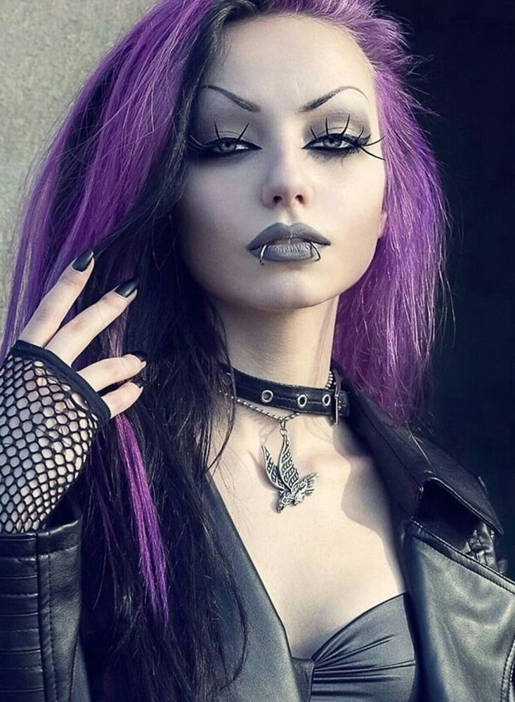 See and Save As hot goth sluts porn pict - 4crot.com