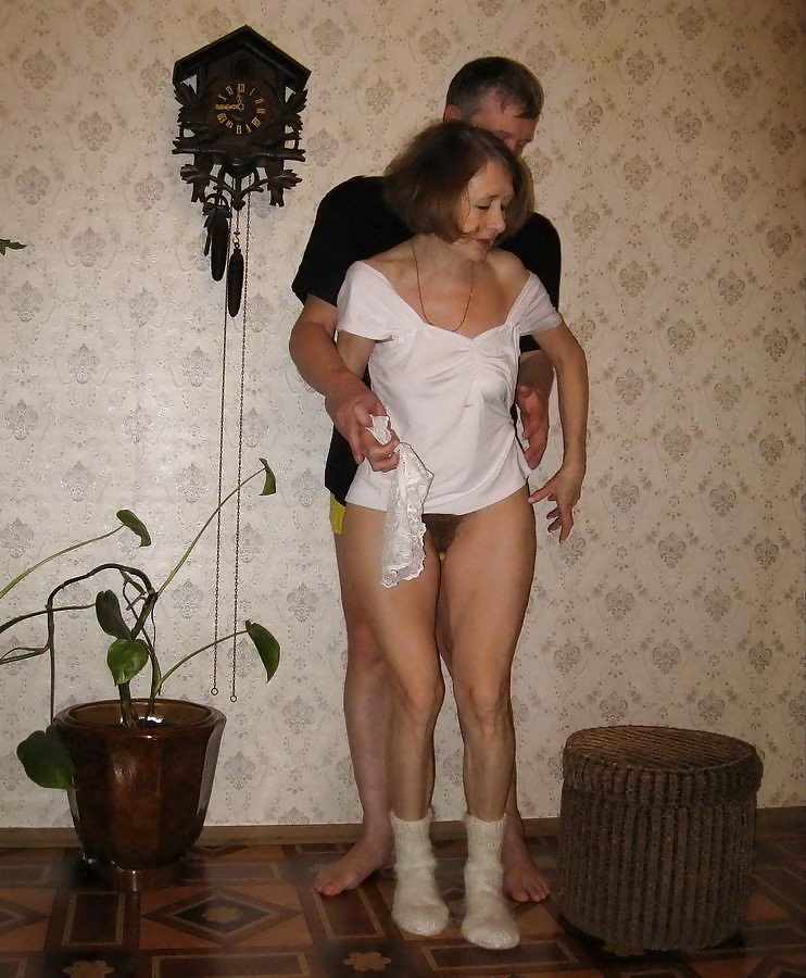 Sex Gallery friend with mom of his wife