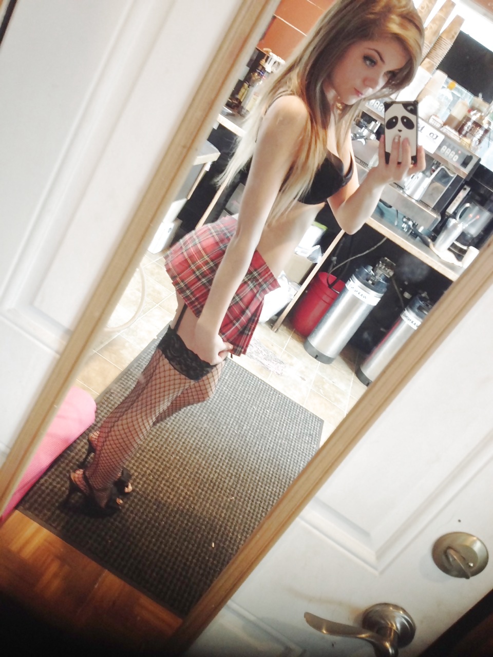 Sex Gallery Melanie x3