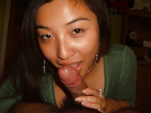 Sex Gallery The Beauty of Amateur Asian Blow Job