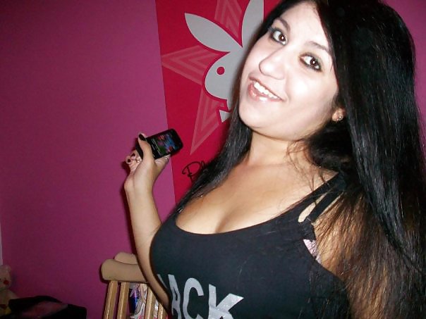 Sex Gallery Sexy Milf and Daughter