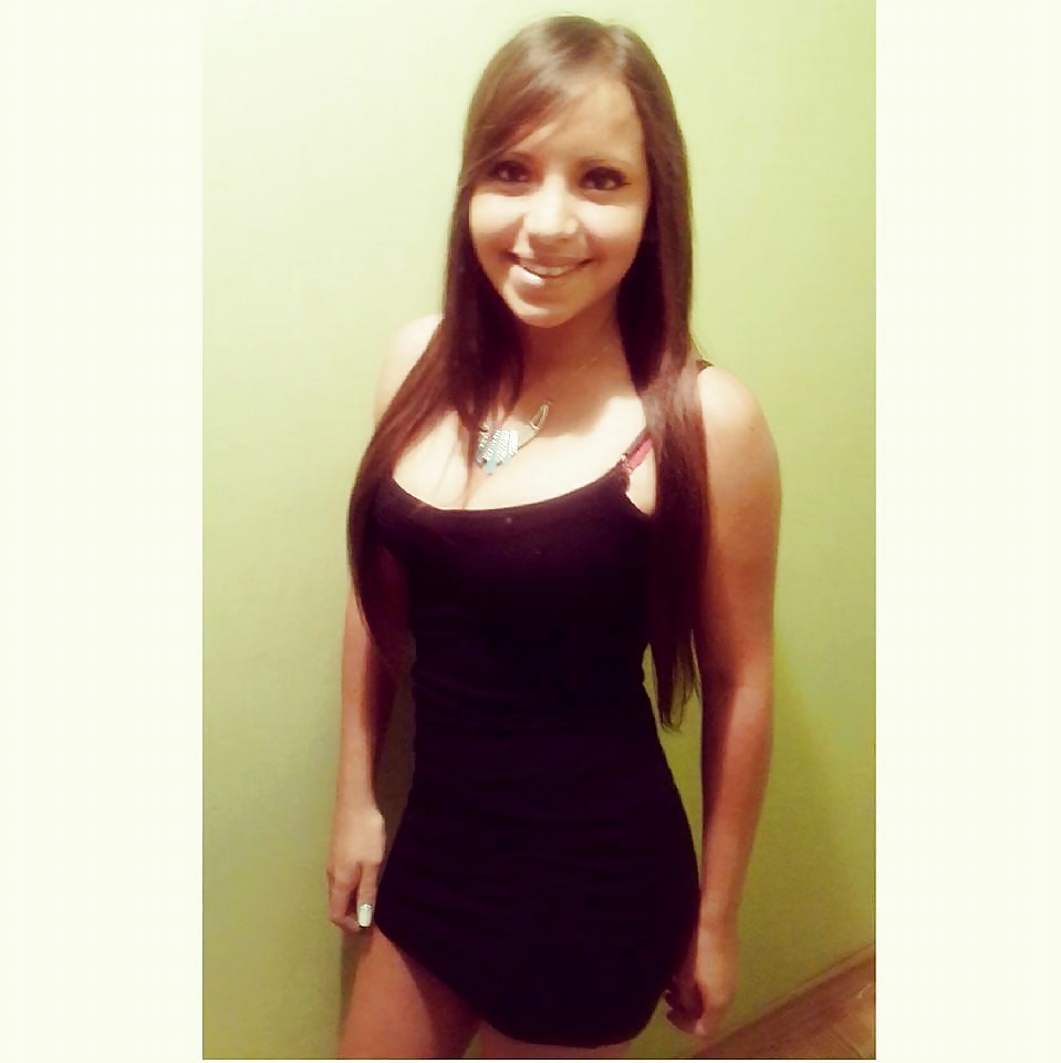 Sex Gallery Amateur latina with big tits