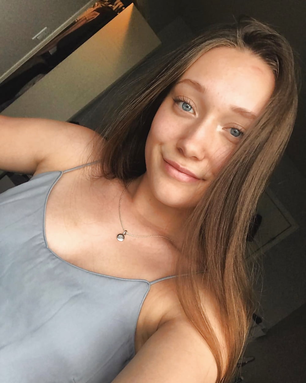 Sex Gallery Camilla...a young and sexy BITCH