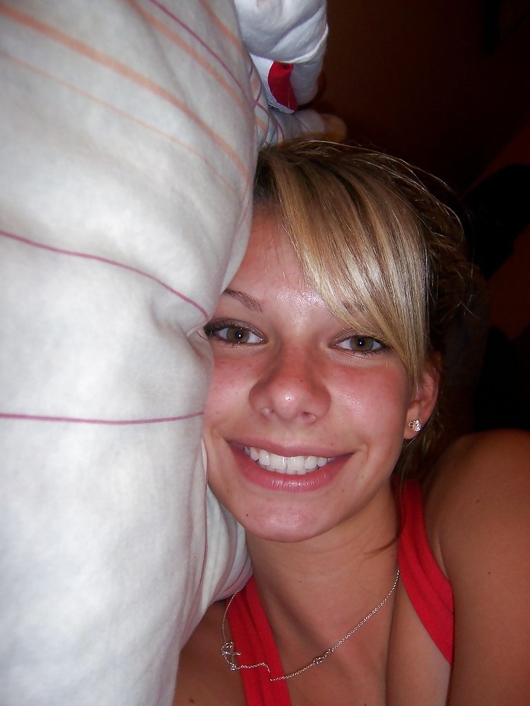 Sex Gallery Pretty Amateur Allie