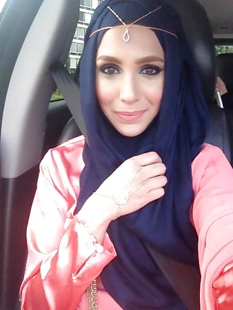 Cute sexy hijabi girl 2 - Cum tributes