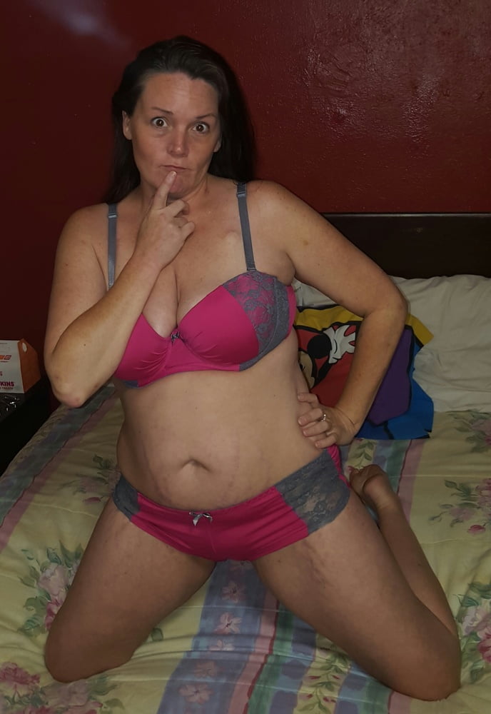 US Milf Slut - 34 Pics 