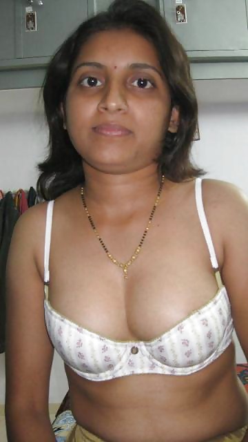 Sex Gallery Amateur Indian Desi whores exposed