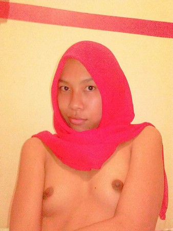 Awek tudung tak cun sangat