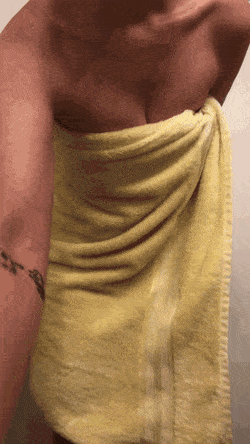 All Sizes, All Sexy - My Girl... And A Towel - 25 Photos 