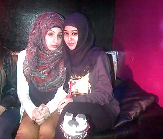 Sex Gallery UPDATED Clothed Hijabi Indian Paki Arab Teens UK Bengali