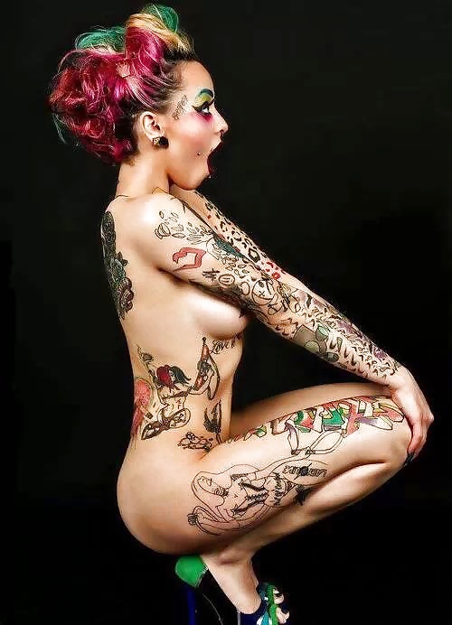 Sex Gallery The world of beautiful women with tattoos 6