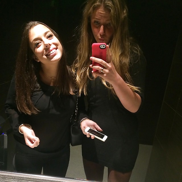 Sex Gallery Chloe & Her Friends