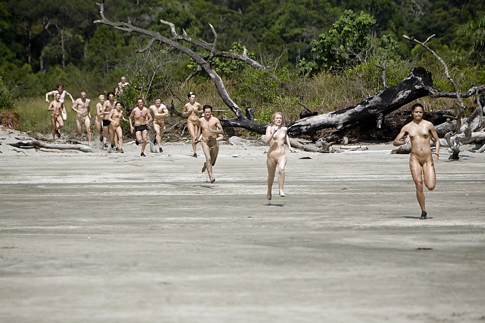 Nude females runners.