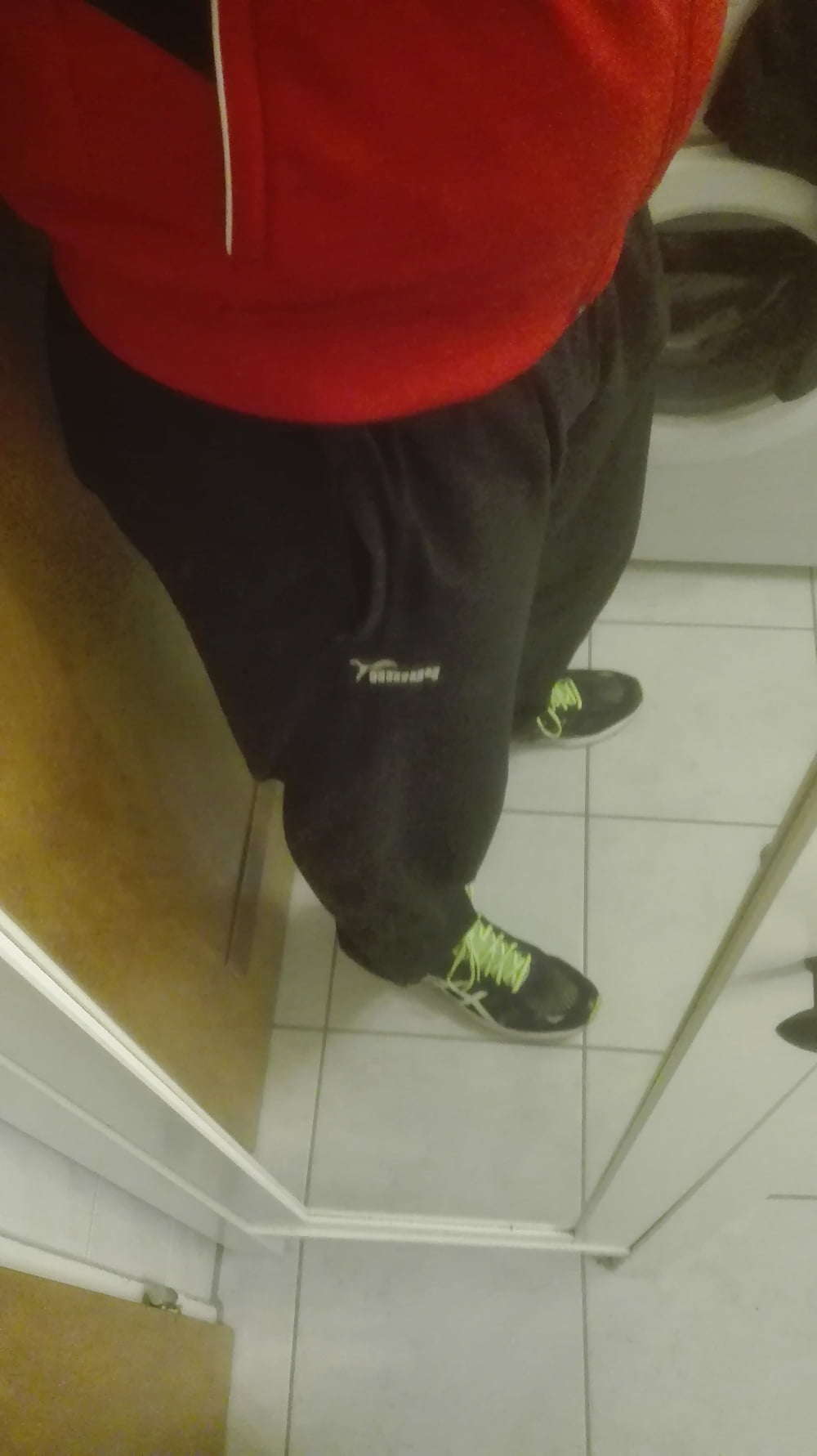 Sex Gallery Running Tights or Sweatpants? What do you think?