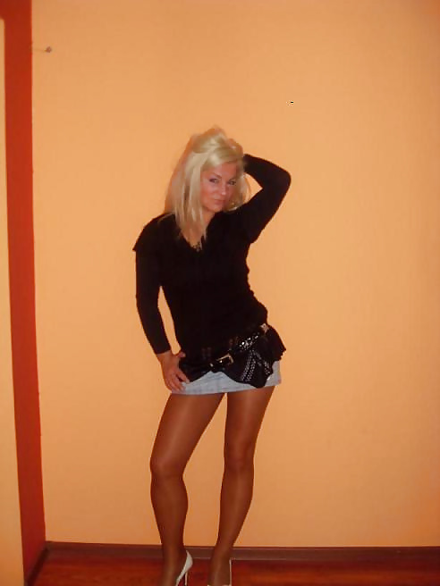 Sex Gallery Nylon upskirt 47