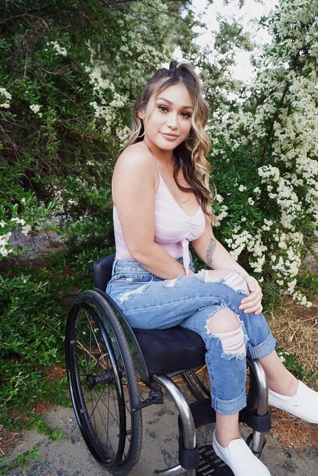 sexy wheelchair girls need handicapped pOrking! 