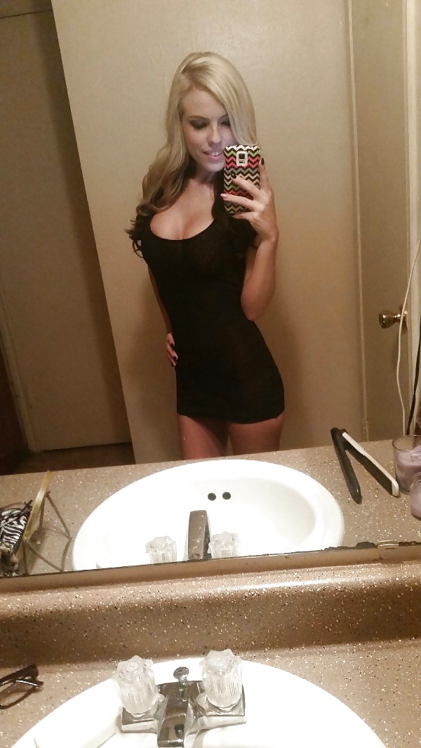Sex Gallery Tight dresses & skirts